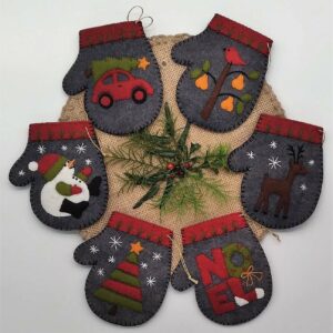 christmas ornament kit mittens shape